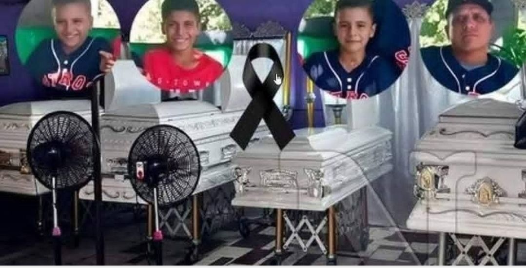 El padre junto a sus 3 hijos, muy fuerte lo que se pasó… Ver más
