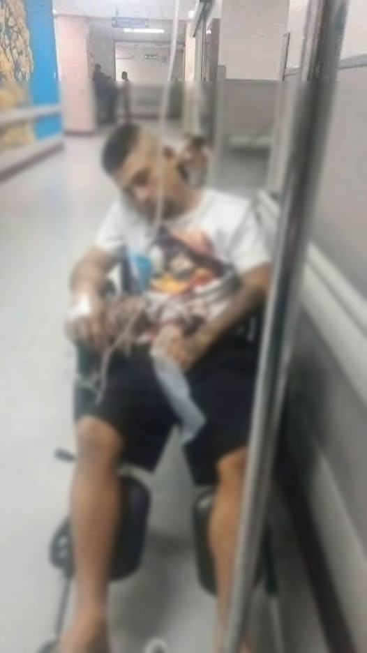 😱😭J0ven fal….. en pasill0 de h0spital por falta de… ver más
